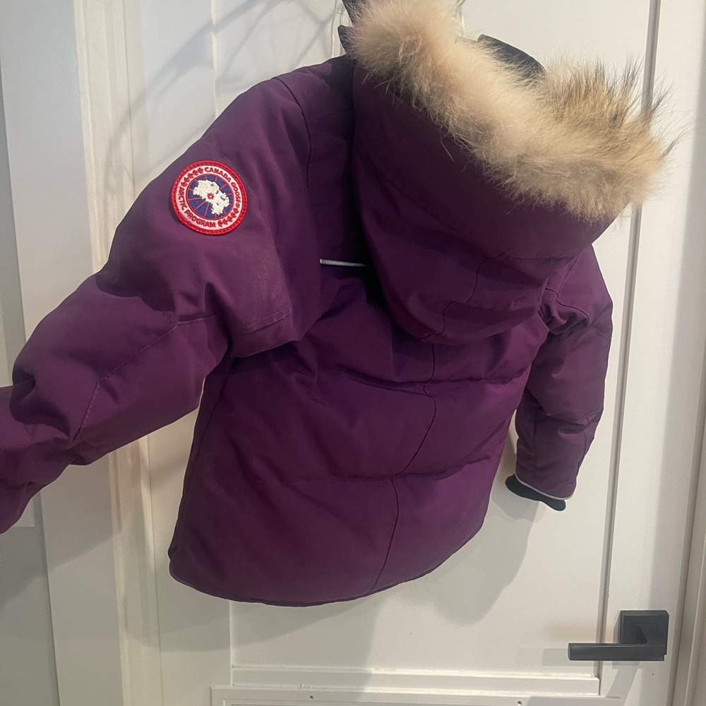 Girls Canada Goose Jacket - Picture 4 of 5